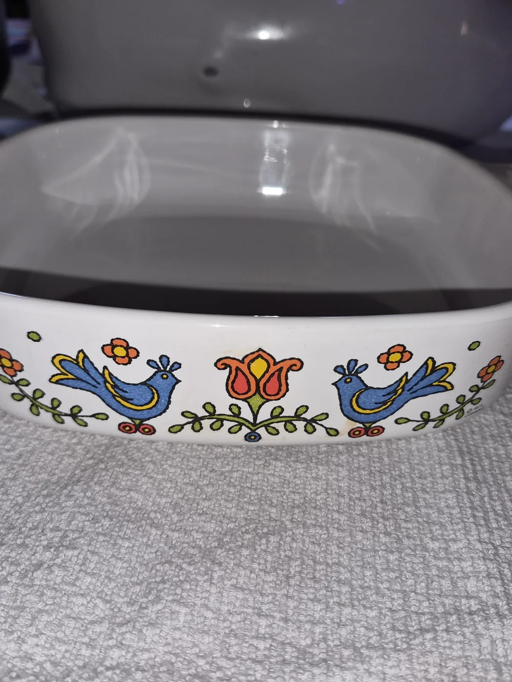 Corning Ware casserole dish in the 